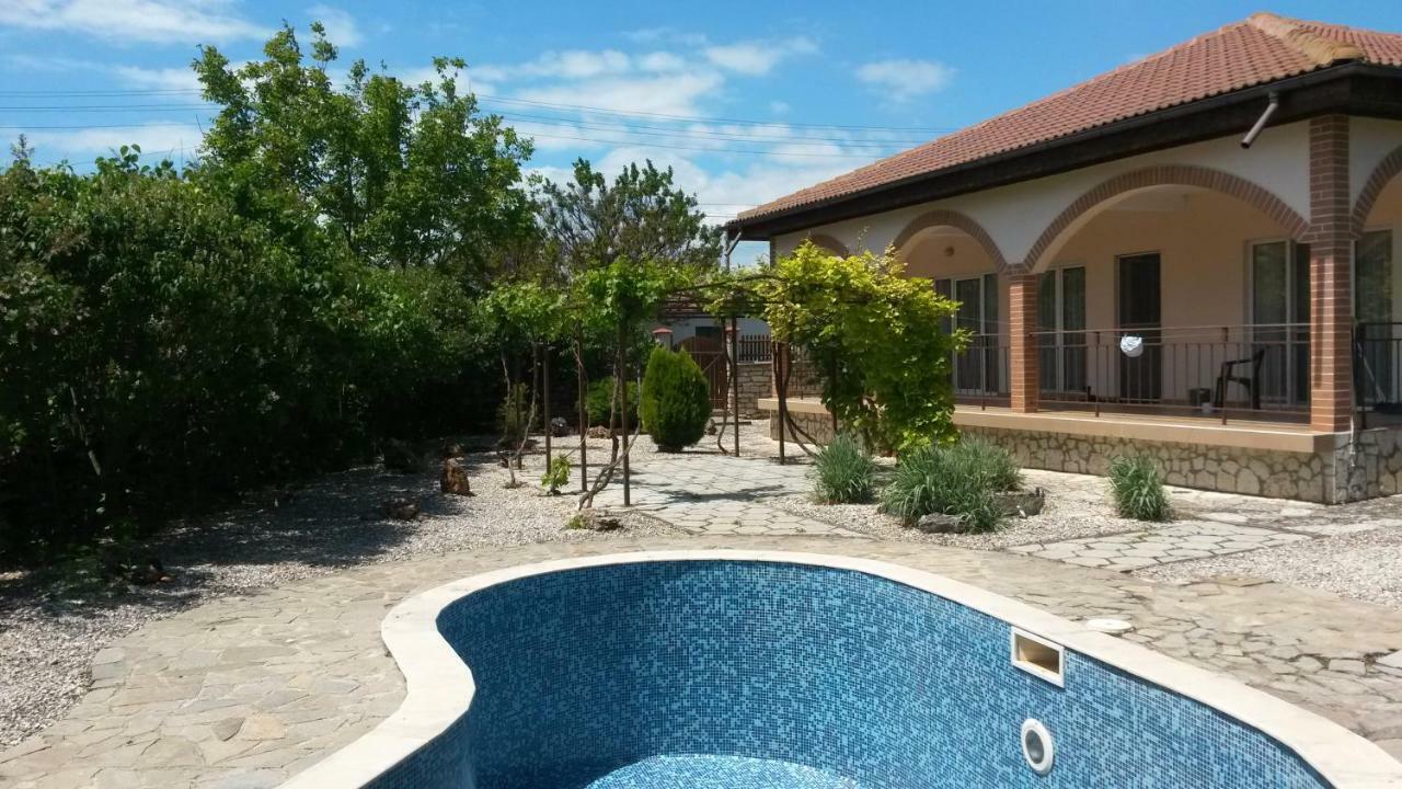 Sunny Villa Bŭlgarevo Eksteriør bilde